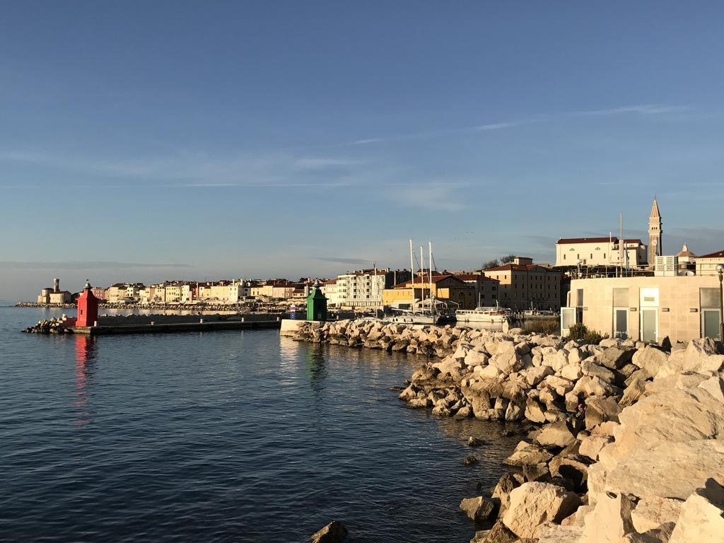 Allure Apartments Πιράν Εξωτερικό φωτογραφία
