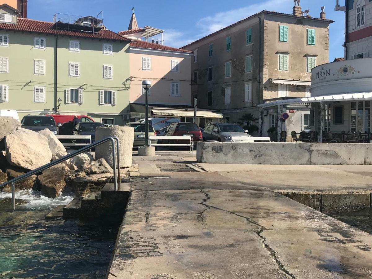 Allure Apartments Πιράν Εξωτερικό φωτογραφία